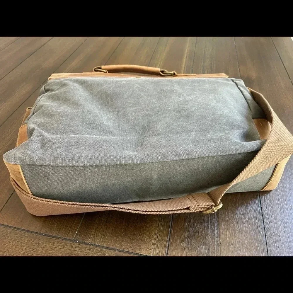 Woven canvas messenger bag